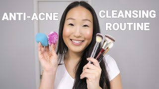 How I Clean My Makeup Brushes &amp; Sponges