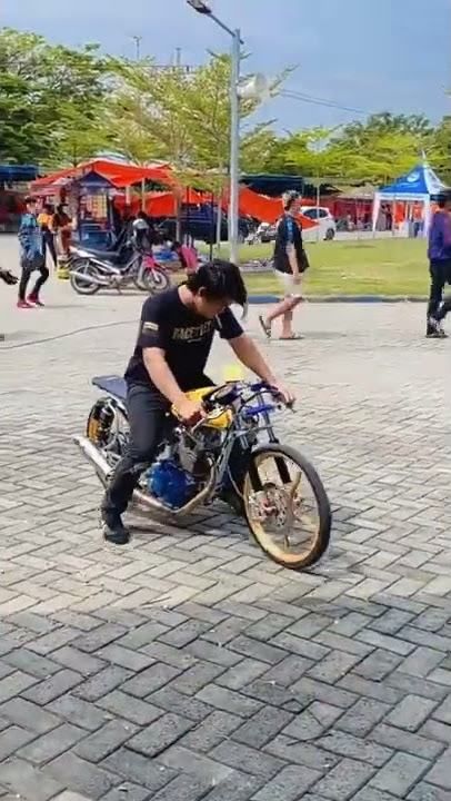 MOTOR BALAP AGUS KOTAK