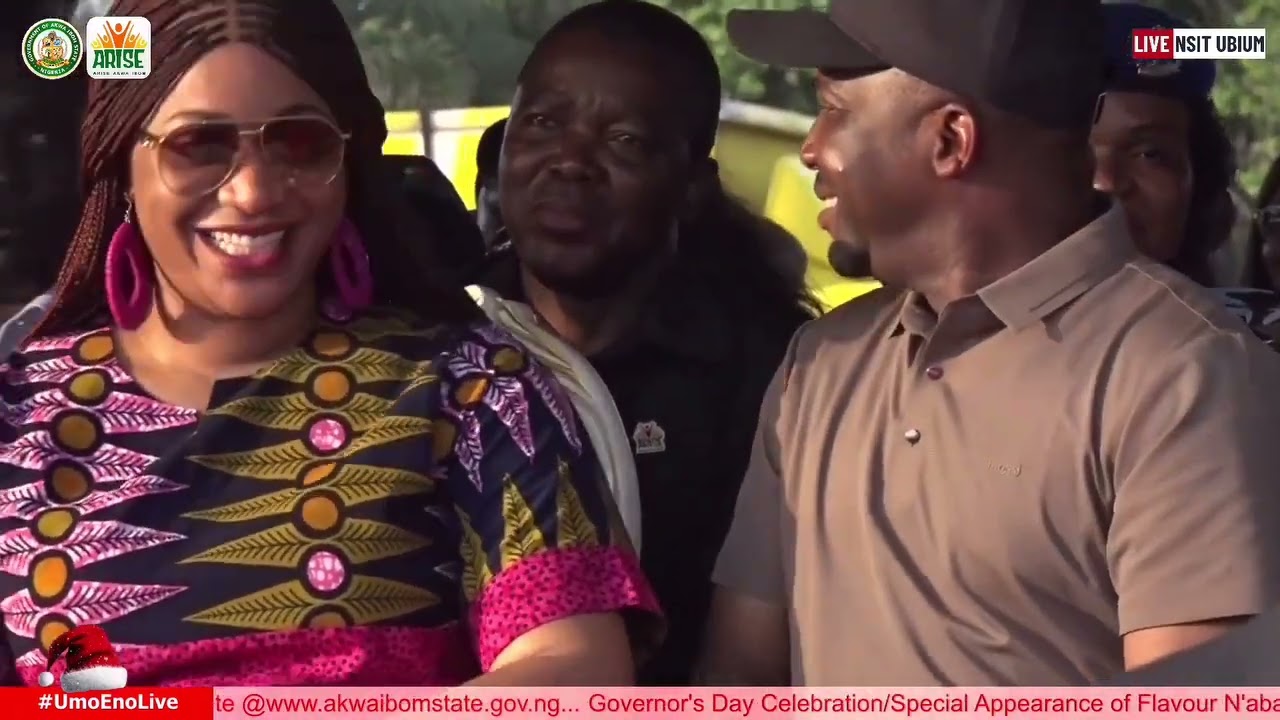 One of the best musicians in Akwa Ibom, Disaster performance with the Governor. 