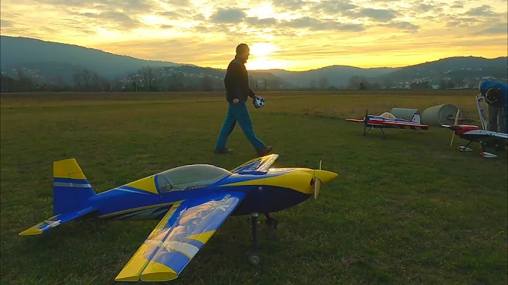 Klemen Berce & Extreme Flight Edge 540T 85''