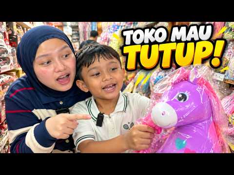 Picking Out Toys Until the Store Closes! | Fresh Market Part 4