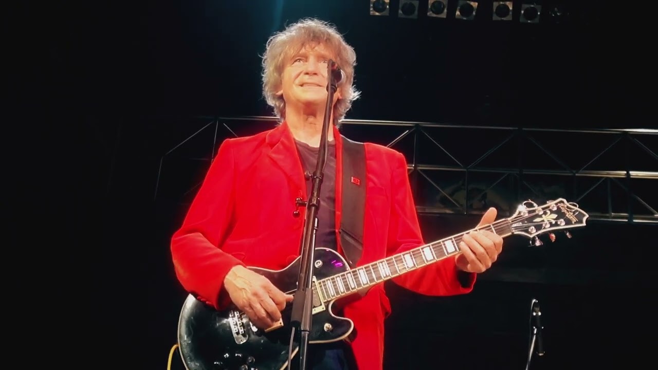 ALICE - magyarul -  A MADARAK Zk. / Színházak Éjszakája 2024