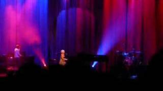 Tori Amos -Hoochie Woman  San Diego 2007