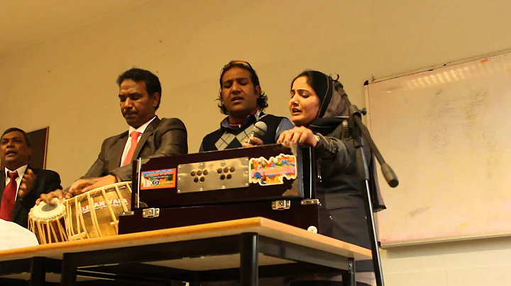 Razia Latif singing Salm 48 with Pastor Latif Jaco...