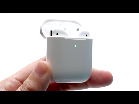 How To FIX AirPods Blinking Green Light