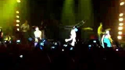 11-05-08 via funchal EDC RBD ♥