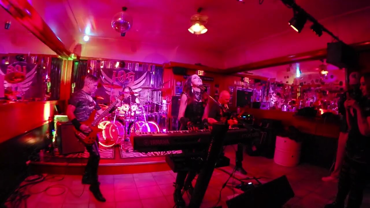 Eden On Fire "Brigade" @ Philly On The Rocks, Erie, PA - November 11, 2023 adlı videoyu YouTube'da izle Eden On Fire "Brigade" @ Philly On The Rocks, Erie, PA - November 11, 2023 adlı videoyu YouTube'da izle