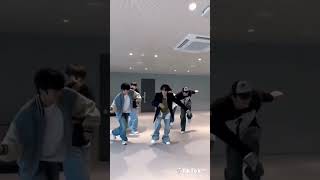 WayV Xiaojun - Stardust