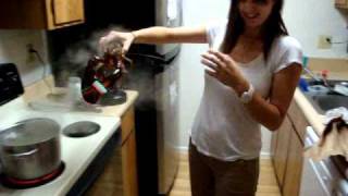 My Girlfriend Kills A Live Lobster!!! My Girlfriend Kills A Live Lobster!!!
