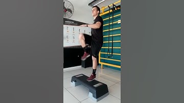 Step up com elevação do joelho