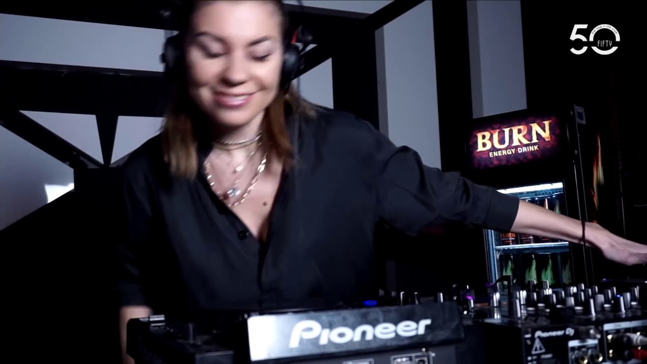 Sonya - Live @ Radio Intense 23.01.2019 // Techno