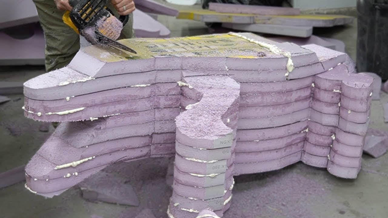 Я вырезал знаменитого аллигатора в своем гараже