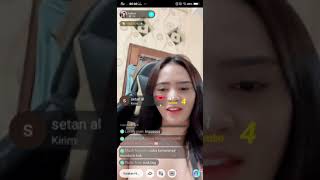 Coba Tebak Pake Beha Atau Enggak