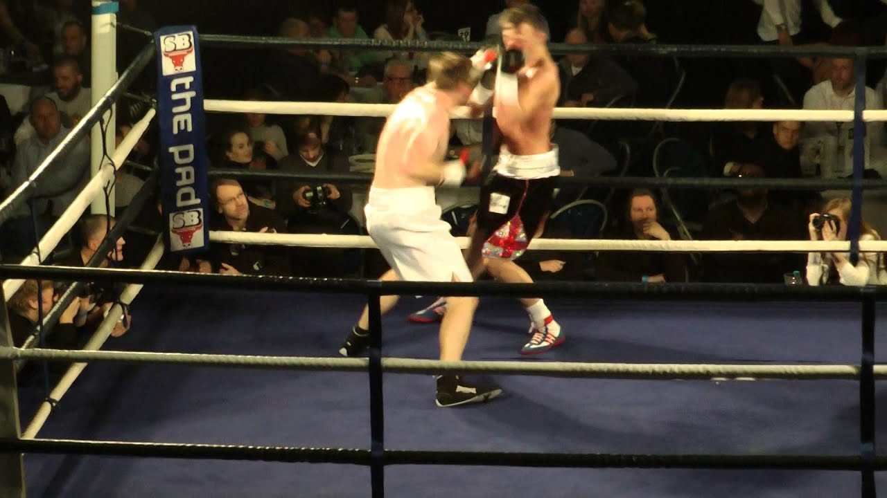 Dec Spelman v Dan Foster