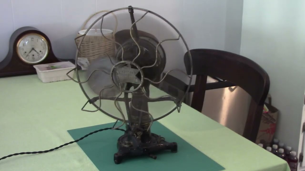 RARE Robbins and Myers Standard "Lollipop" Oscillating Table Fan