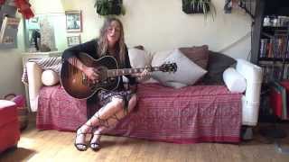 ZELLA DAY | &quot;Jameson&quot; Acoustic | STEVE MADDEN MUSIC