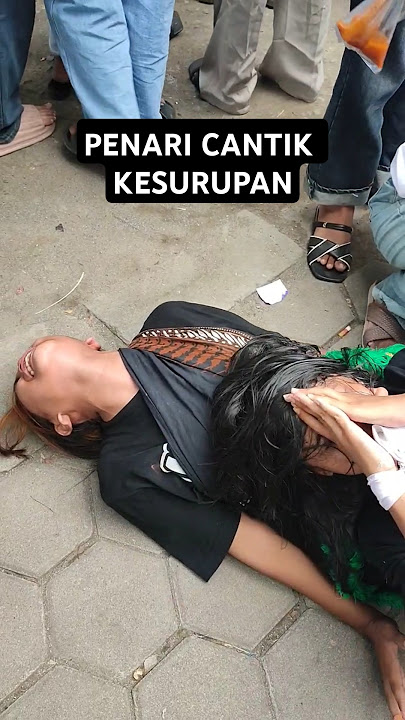 penari cantik kesurupan #jaranan #kudalumping #kesurupan