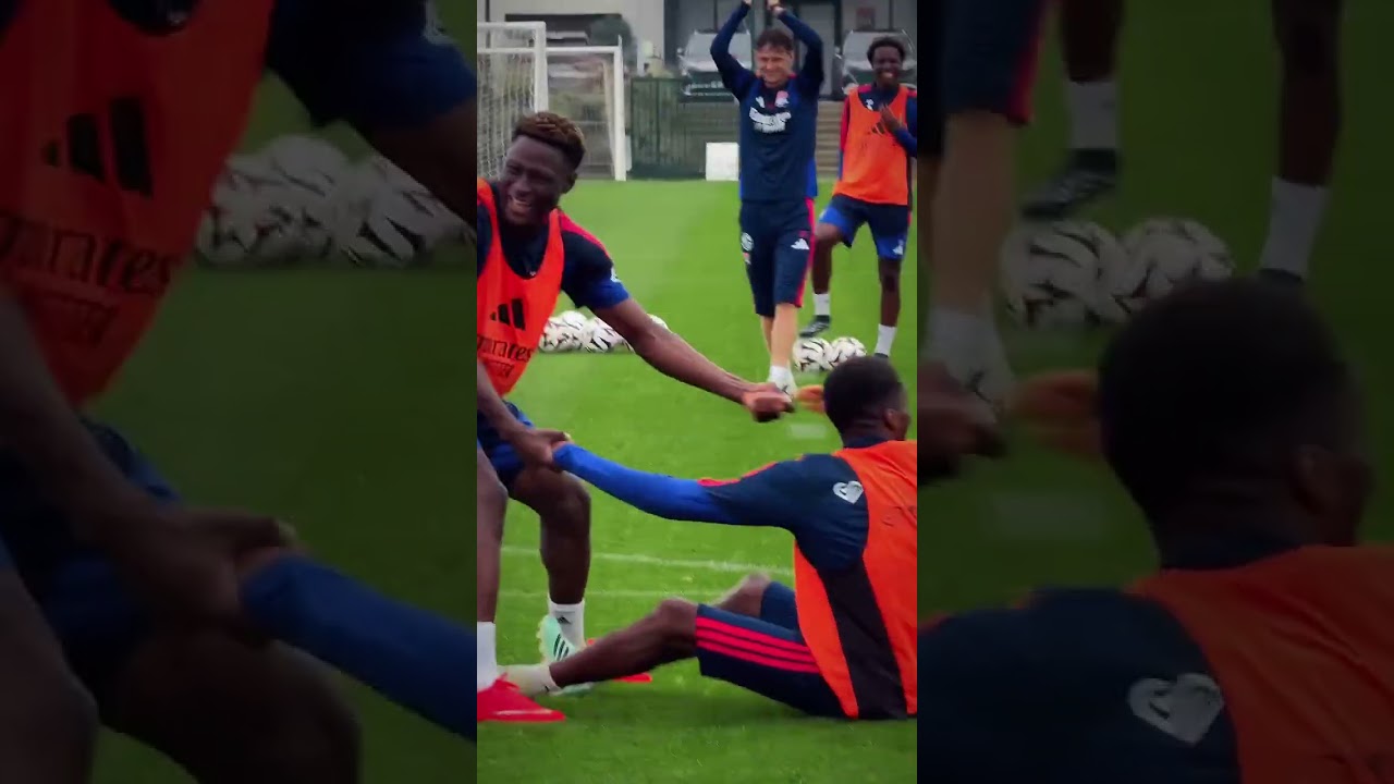 🤩💫 Clinton Mata, mesdames et messieurs #olympiquelyonnais #ol #football