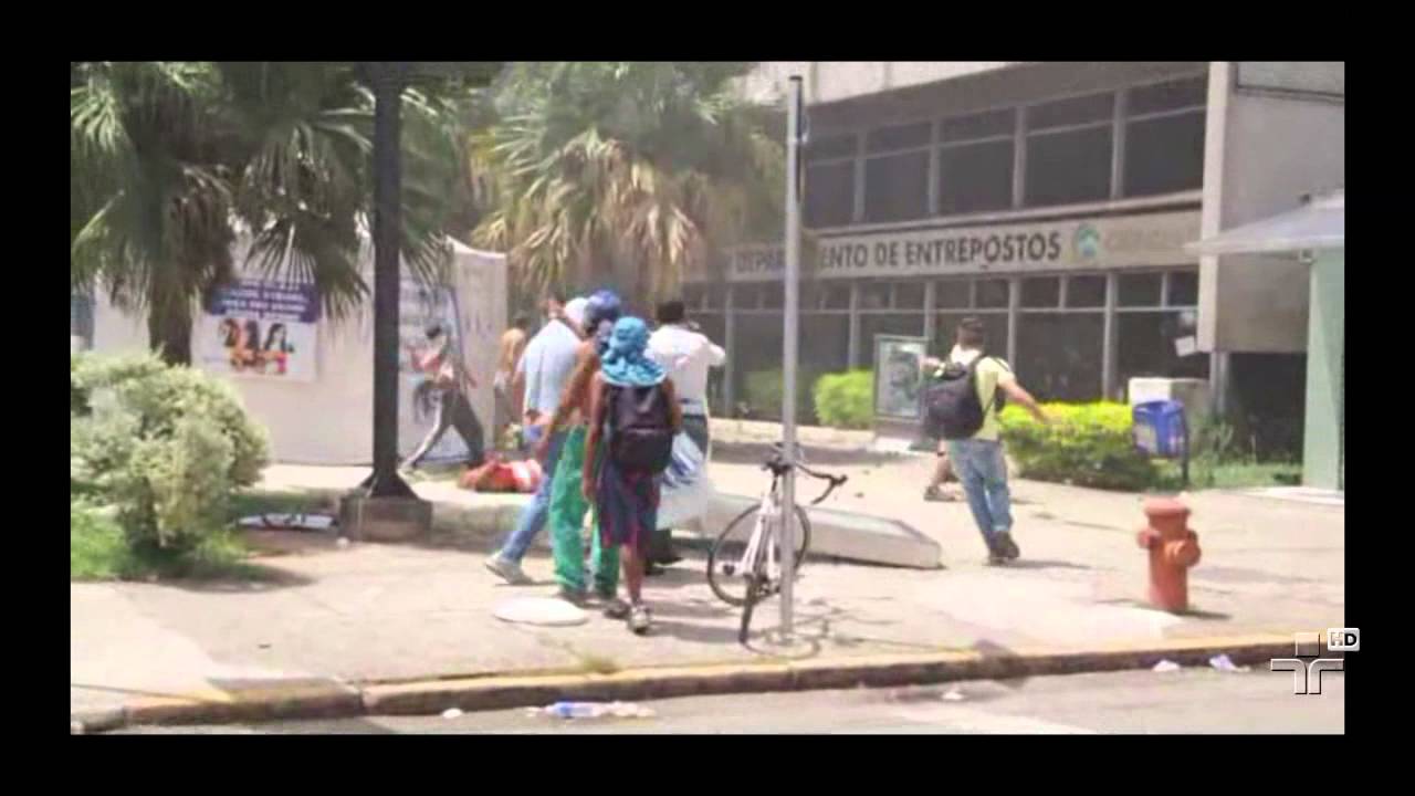 Manifestantes promovem quebra-quebra no Ceagesp
