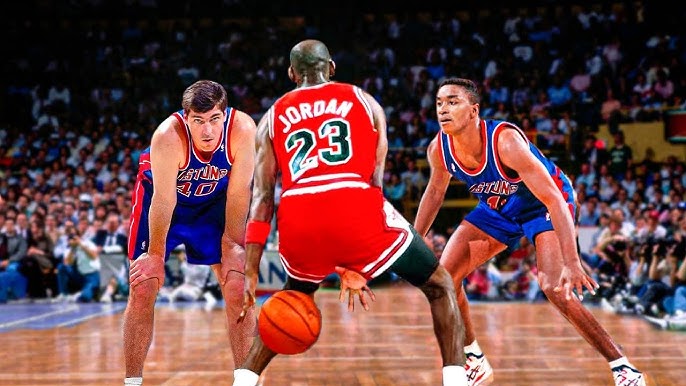 The Day Michael Jordan DESTROYED Isiah Thomas & Bill Laimbeer - YouTube
