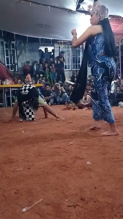 Tari Topeng/Lengger #shorts #storywa #lengger #banjarnegara #viral #Short #respect #billieeilish