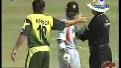 Gautam Gambhir & Shahid Afridi Fight- 3rd ODI Kanpur- Nov-11-2007 | Series Ind 3-2 Pak | Two Cup Tea