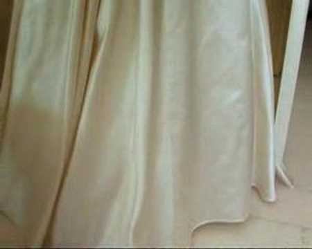 Sarah Arnett, Bridal Designer - WeddingTV