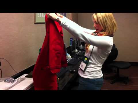 SCOTTEVEST Women’s Trench Review 1 Gear Diary Unboxes the New SCOTTEVEST Women's Trench