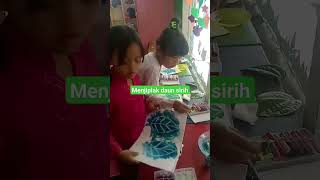 Hasil Karya Tema Tanaman Obat Menjiplak Daun Sirih