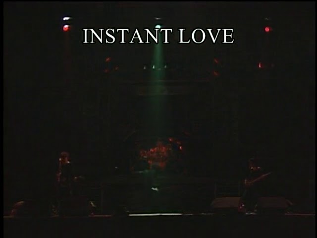 INSTANT LOVEBOØWY