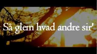 Miniatura de vídeo de "Tarzan - Du Er Mit Hjerteslag (You'll Be In My Heart) (Dansk m/tekster)"