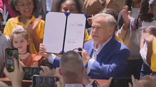What Texas' new school voucher bill means for the state, public schools