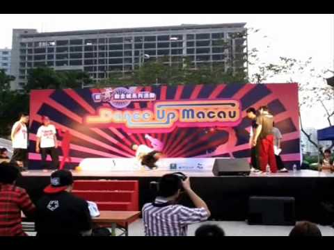 MACAUBBOY EGG 2009