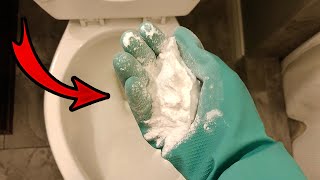 How To Remove Hard Water Stains From Toilet Bowl!  (GENIUS Cleaning Motivation)