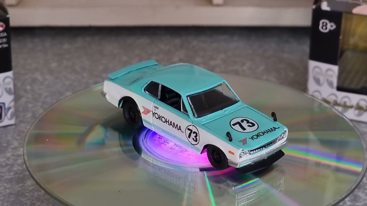 opening Nissan's and dastans 1/64 scale diecast model cars from m2 machine review wow nice