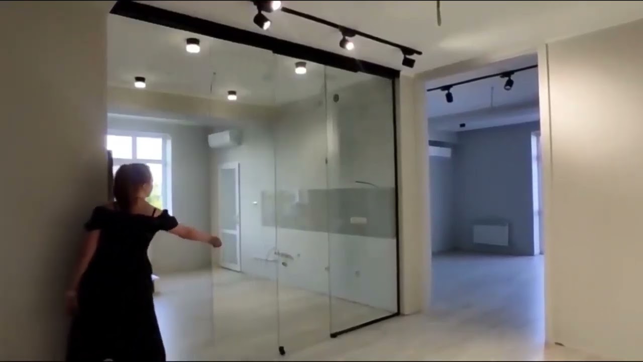 perete sticla cu usi glisante  telescopice S21