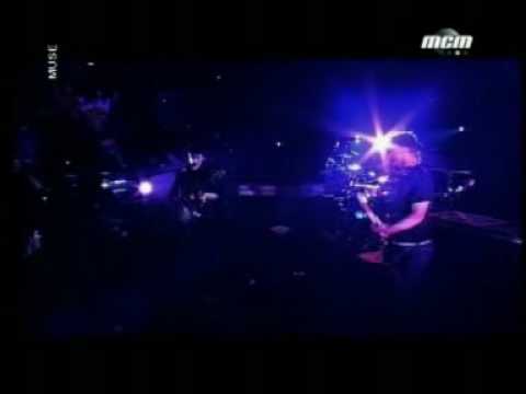 Muse - Plug in baby @ Trabendo (Paris) 2003