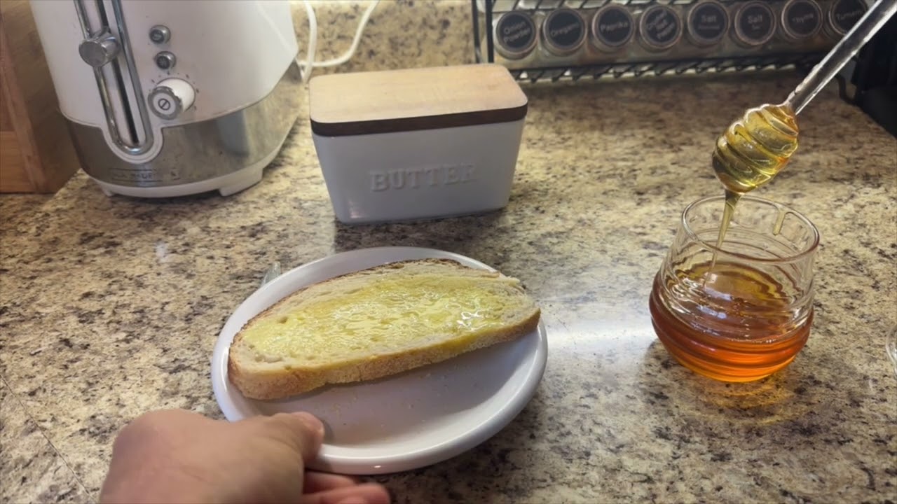 Ivolador Glass Honey Jar with Dipper Review!