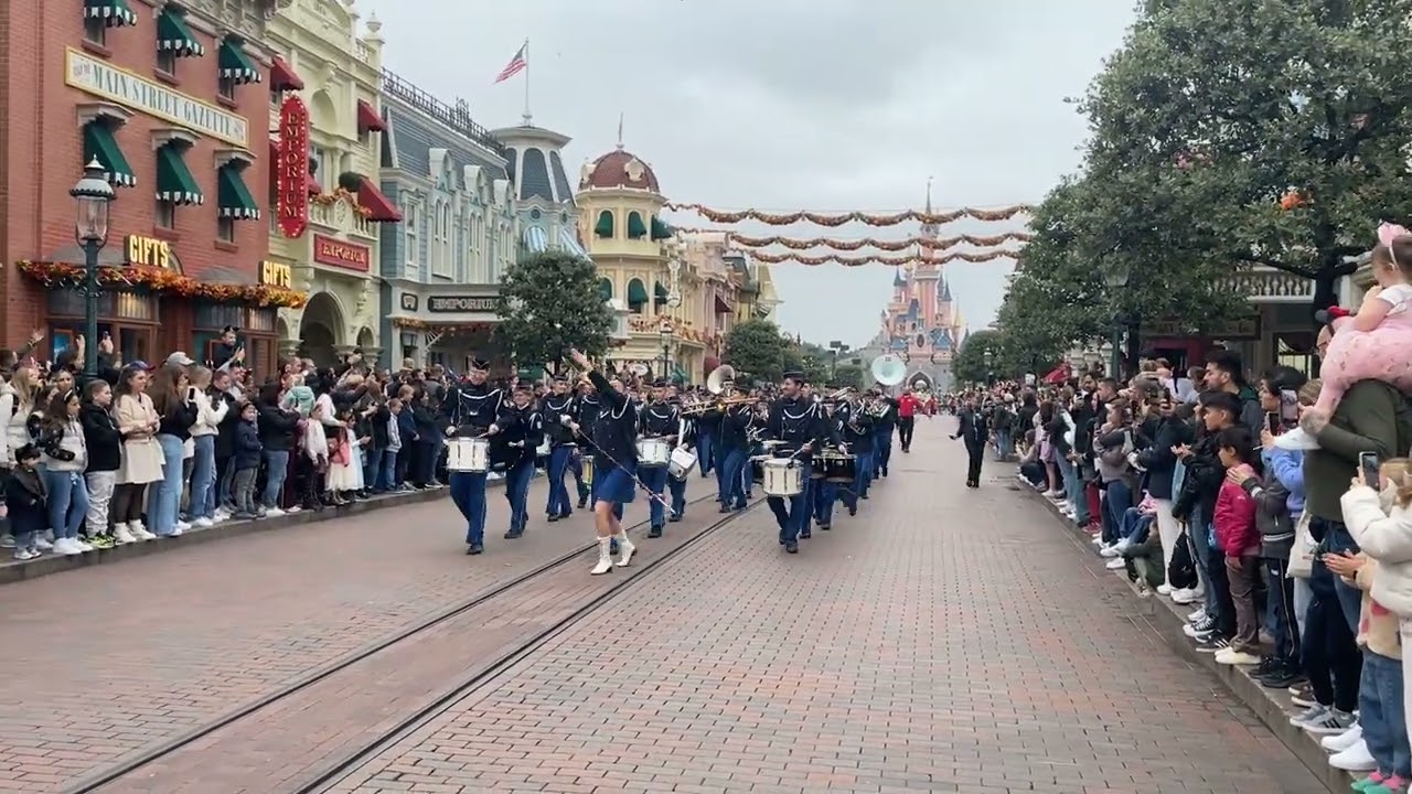 2025 - Hinnerup Garden i Paris: Disneyland Parade