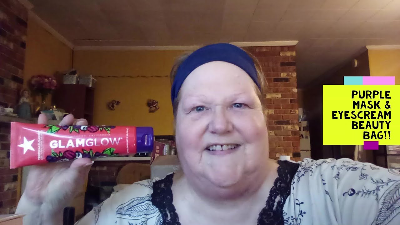 Маска для лица в пятницу, 17.10.25. Фиолетовая отшелушивающая очищающая маска и крем для век в ко...