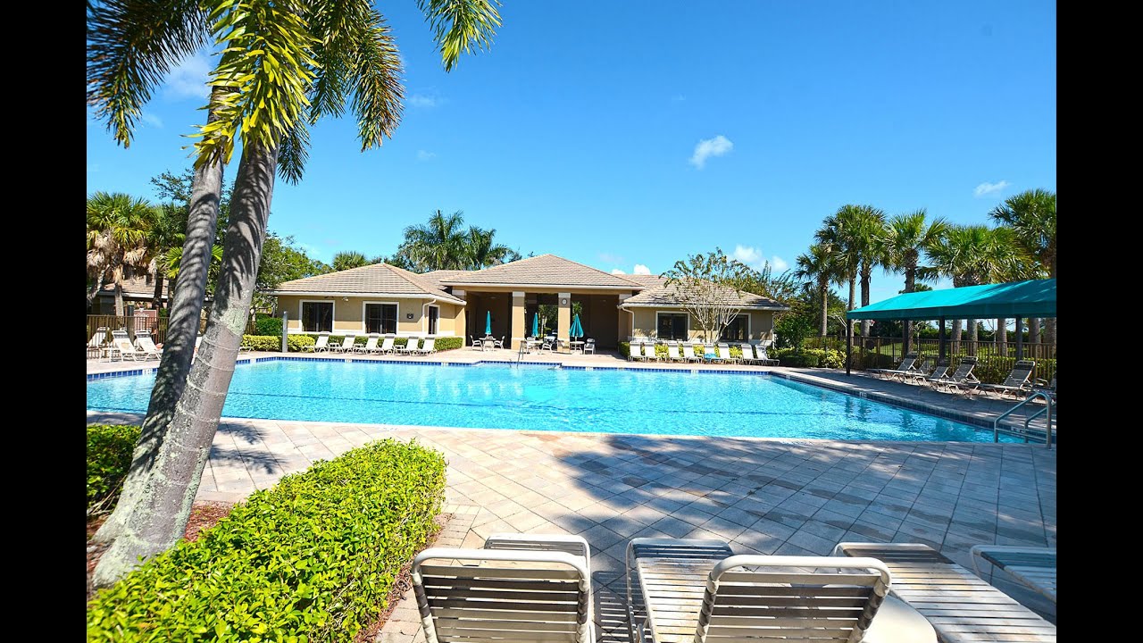 1893 Grey Falcon Cir SW, Vero Beach, FL 32962