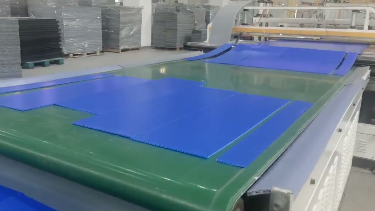 Plastic honeycomb corrugated sheets, pp honeycomb sheet panel board, polypropylene honeycomb sheet