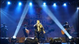 LIVE AKUSTIK PHANTOM - PANTASKAH (video lirik)