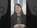 🎬😅 ¡Aquí hay una pequeña verdad: todos nos equivocamos!