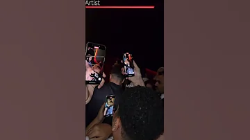 زوج ياسمين رئيس ينقذها من الزحام في عرض خاص فيلم ماما وبابا 
