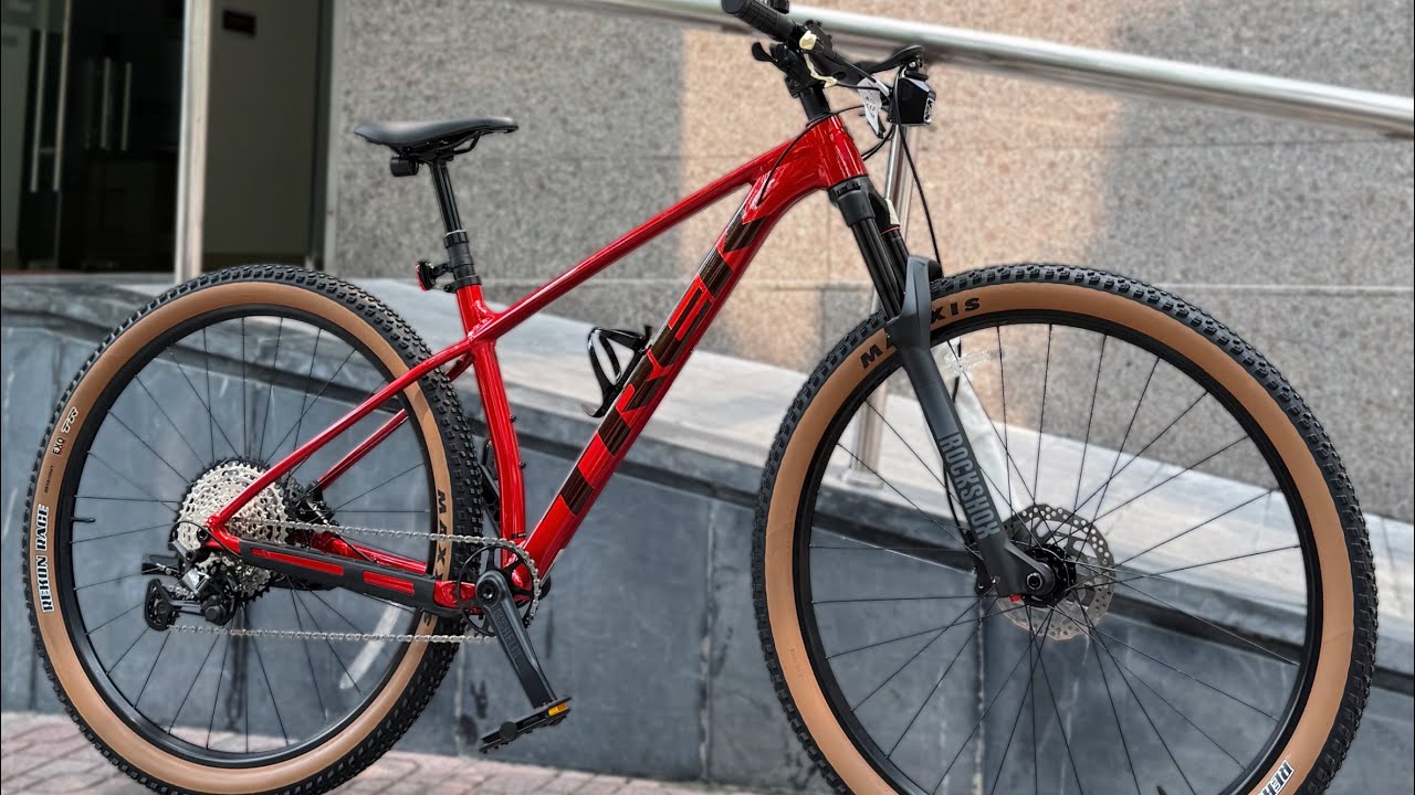 Trek Procaliber 8 2026 lên đồ về với khách ❤️ 