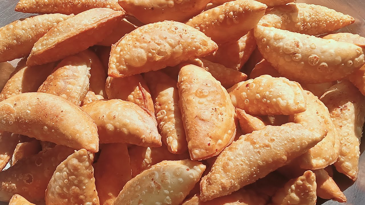 गुजिया 🌹 हर हरमहादेव 👍