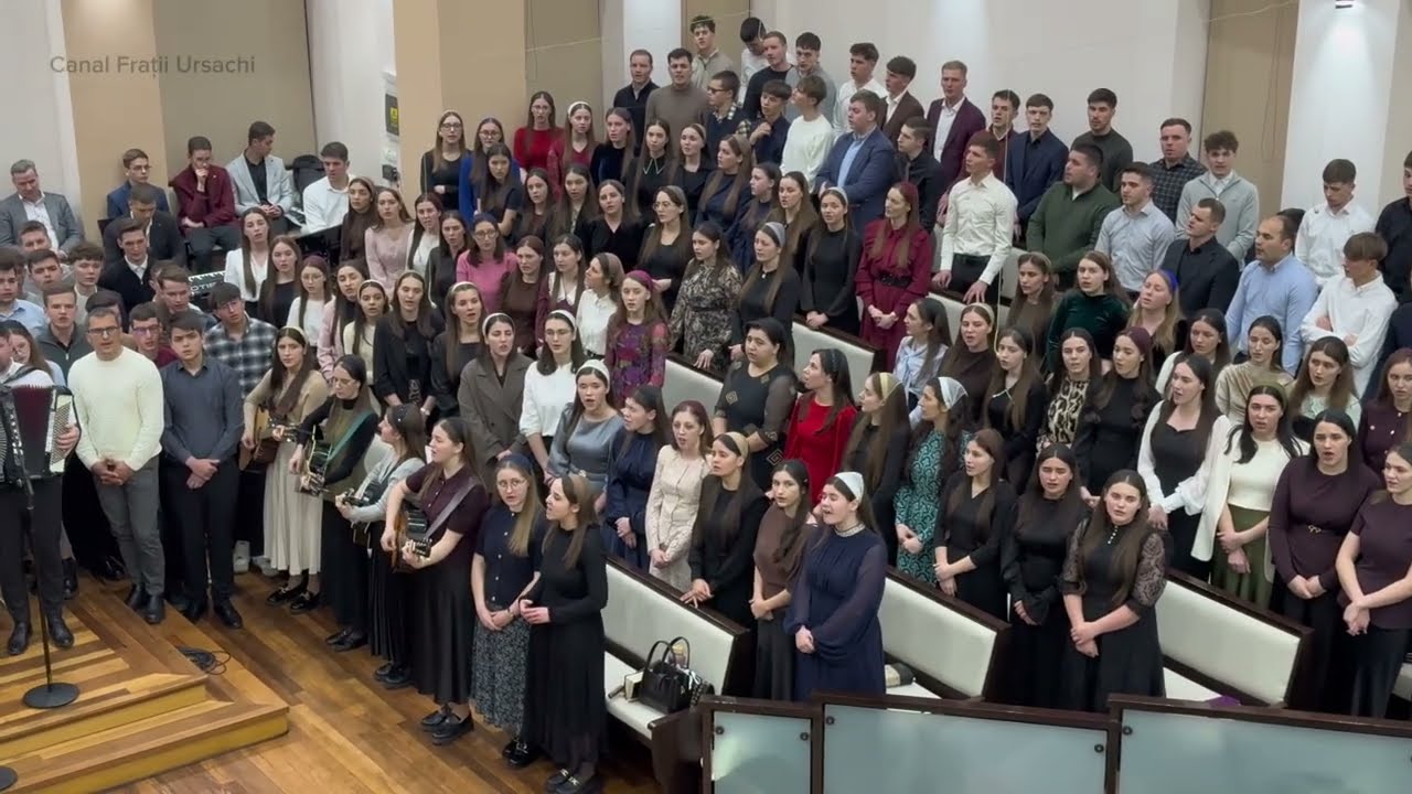 Sublim, înălțător va fi cerescul zbor - Grup tineri din Bucovina [la Rădăuți]