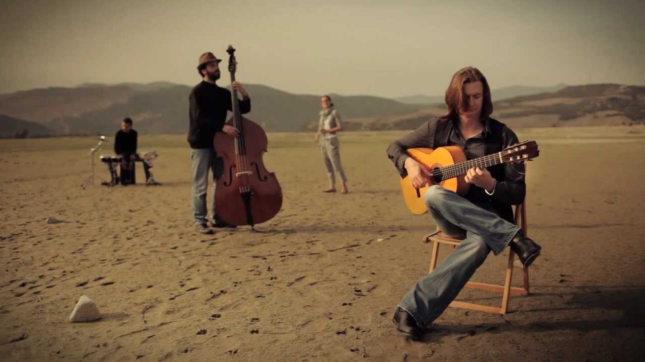 Rusticana" by Caja Secreta