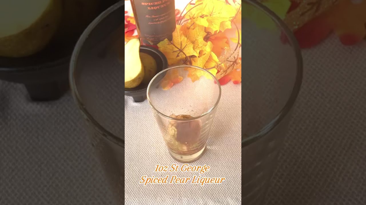 Seasonal Sipping Starts Here: Pear Old Fashioned 🍂 